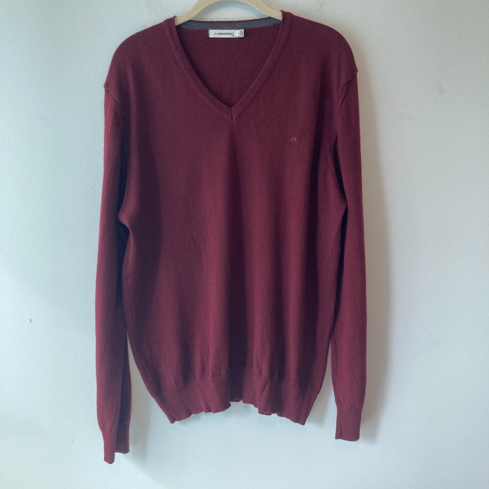 J.LINDEBERG V-Neck Merino Wool sweater  - size XL
